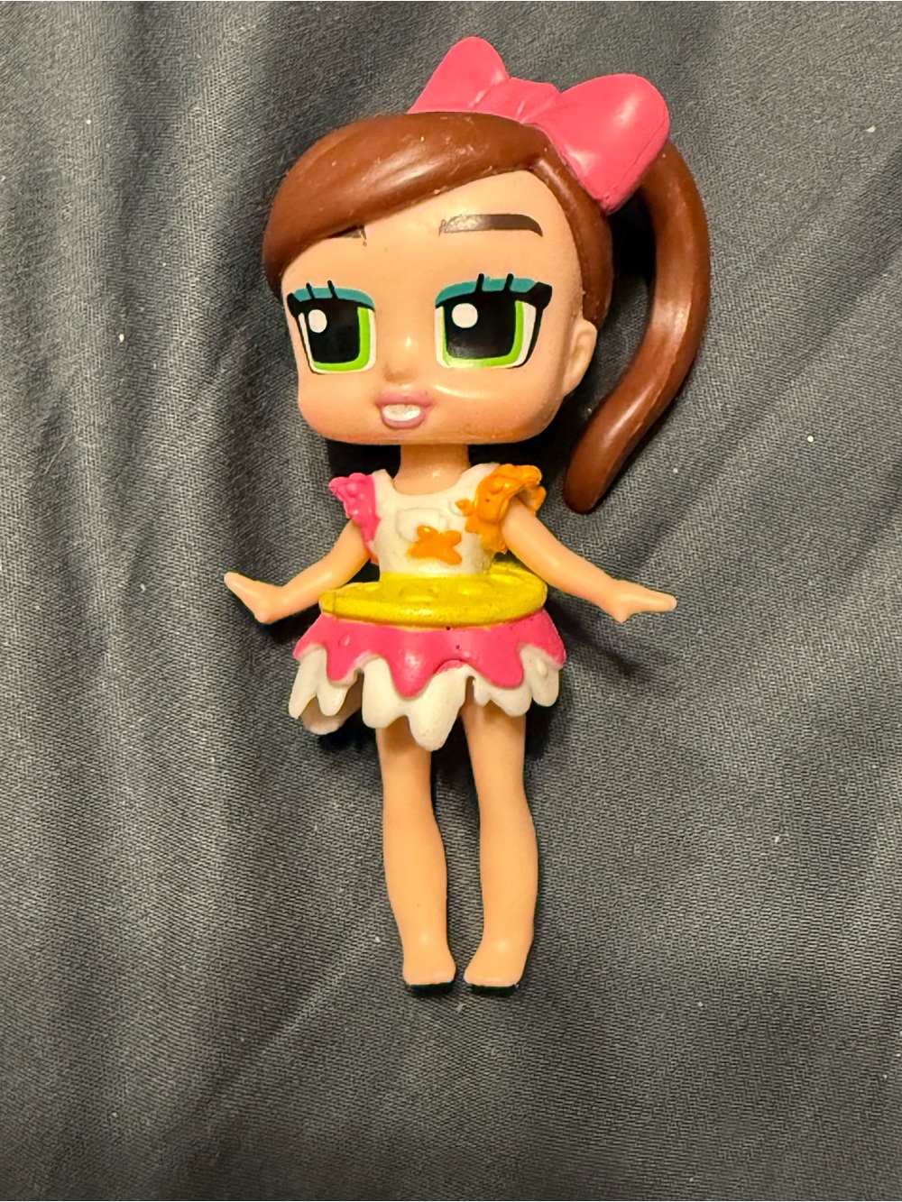 Boxy Girls Doll Brown Ponytail Pink Bow Cake Dress Figure